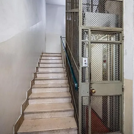 Nobellina فلورنس